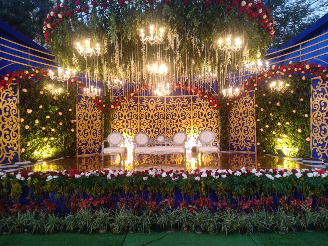Royal Blue & Gold Chandelier Stage