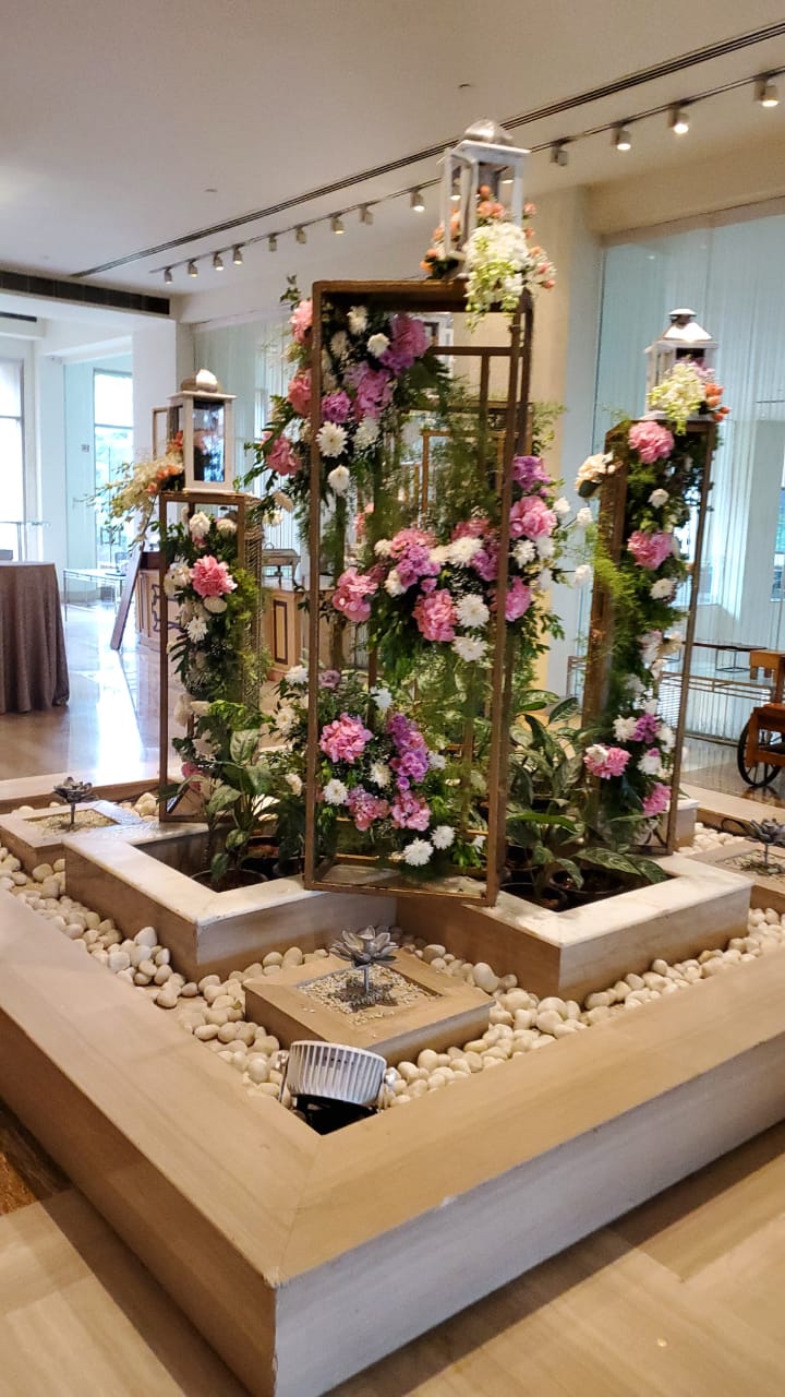 Lantern & Bloom Fountain Court