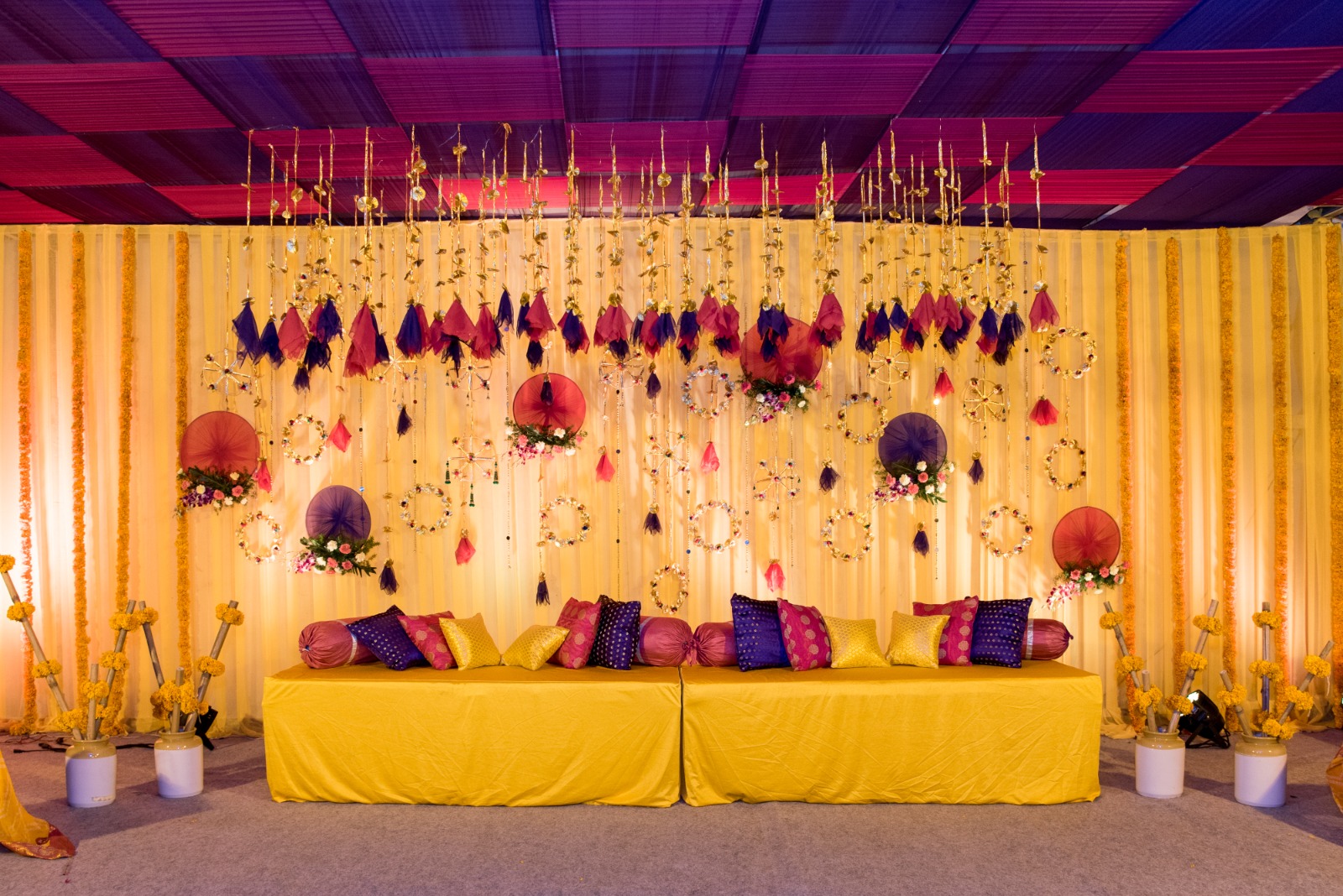 Mehendi Tassel Hanging Stage